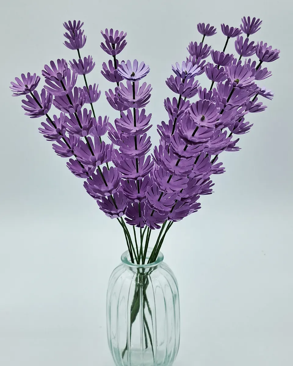 Lavande en papier violet